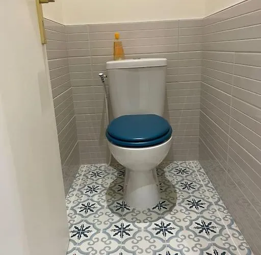 Moderne Place Du Marche Aix-les-Bains